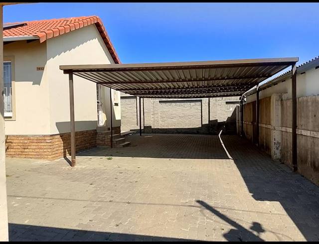 2 BEDROOM HOUSE FOR SALE IN RANDBURG CENTRAL